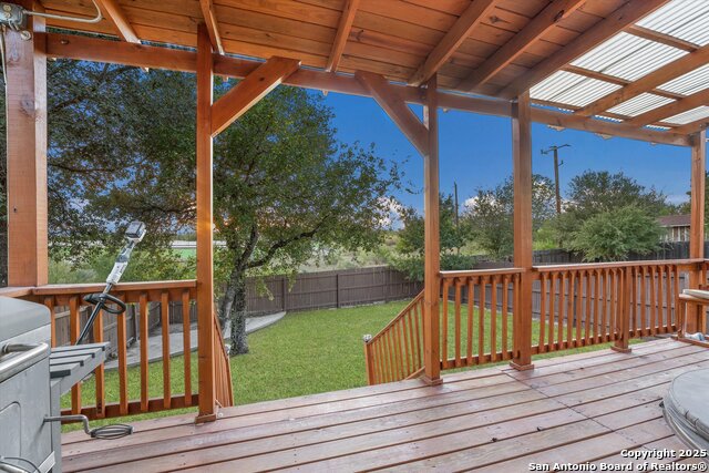 Listing photo id 29 for 1623 Iron Creek