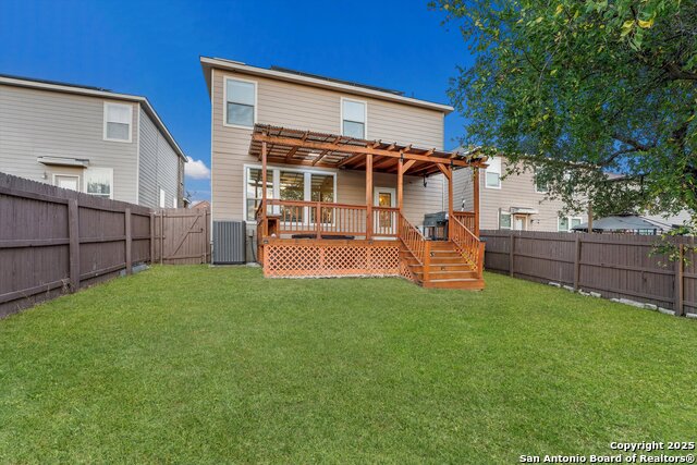 Listing photo id 3 for 1623 Iron Creek