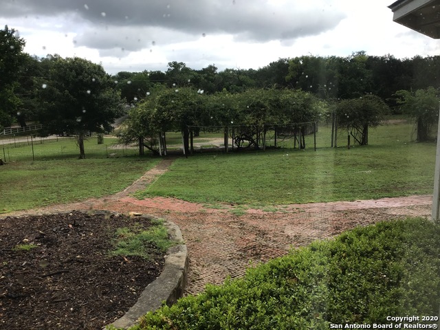 Image 24 of 24 For 148 Robindale W