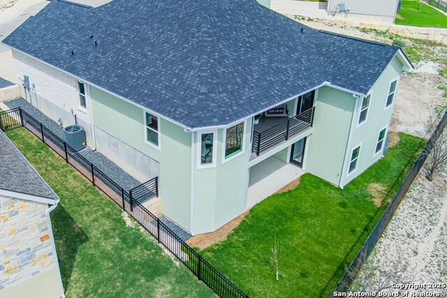 Listing photo id 21 for 1811 Chateau Ln