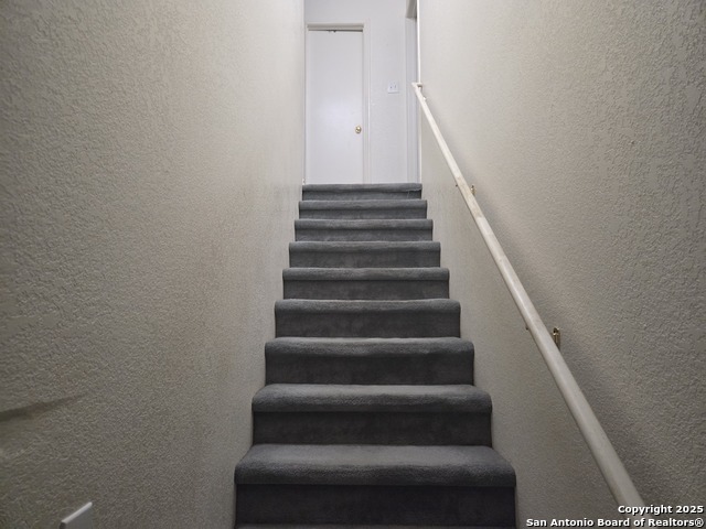 Image 7 of 22 For 9658 Sekula  