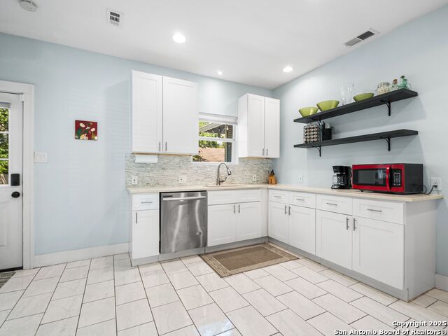 Image 22 of 32 For 1419 Schley Avenue