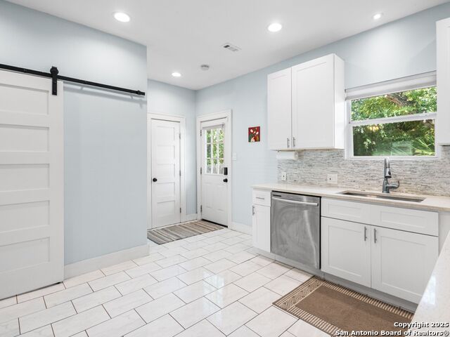 Image 27 of 32 For 1419 Schley Avenue