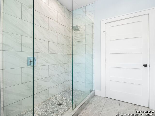 Image 31 of 32 For 1419 Schley Avenue