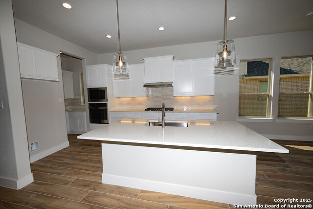 Image 21 of 38 For 25027 Las Pilas