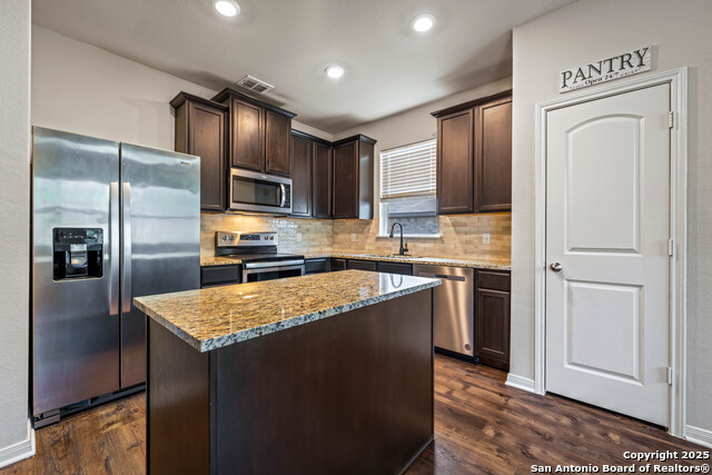 Image 6 of 19 For 6332 Juniper