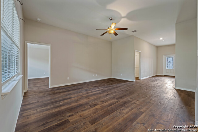 Image 8 of 19 For 6332 Juniper