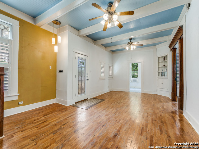 Image 5 of 26 For 228 Woodlawn W