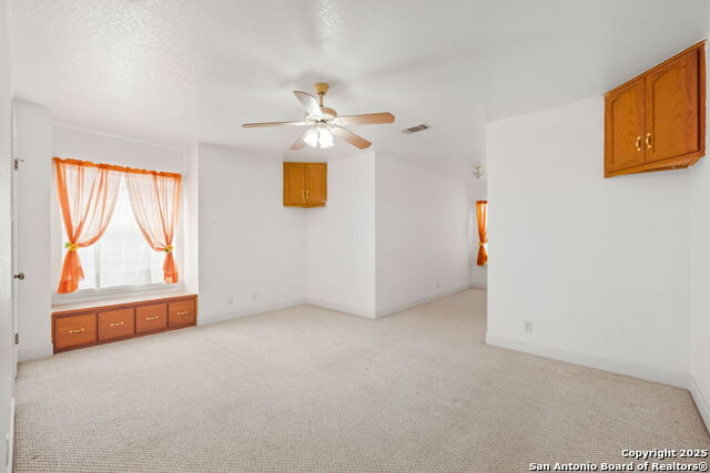 Listing photo id 25 for 4708 Ammann W