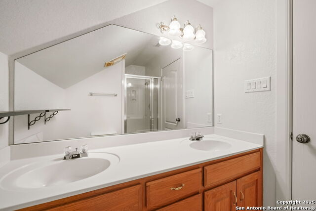 Listing photo id 36 for 4708 Ammann W