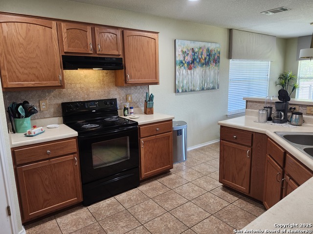 Image 7 of 19 For 144 Crane Crest