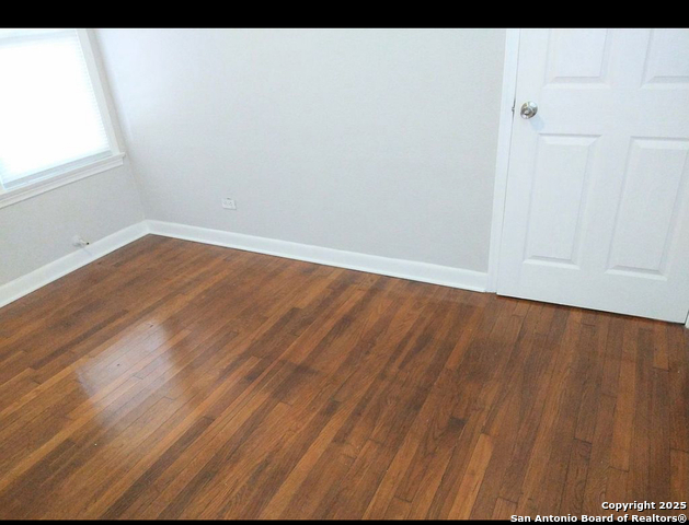 Image 21 of 24 For 3522 San Luis