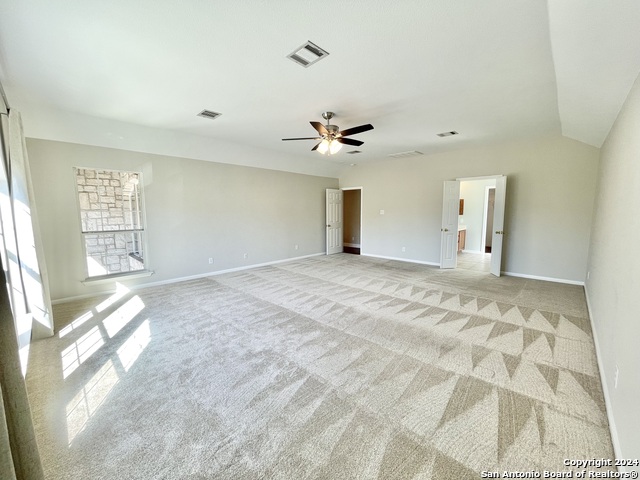 Image 27 of 37 For 18310 Redwood