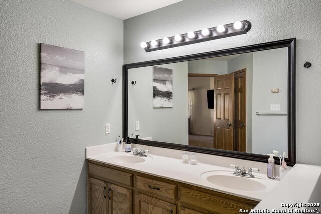 Image 22 of 37 For 4844 Prairie Smt