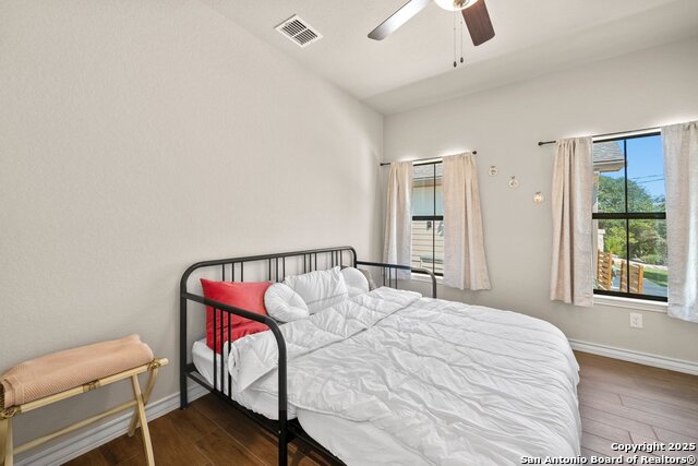 Image 14 of 22 For 1094 Whispering Hills