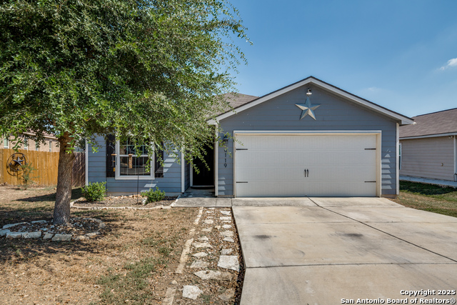 Listing photo id 0 for 6119 Still Meadow