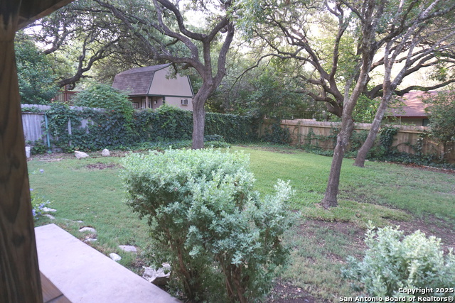 Image 17 of 33 For 7634 Susan Elaine