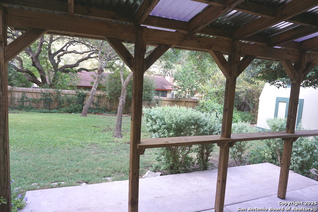 Image 18 of 33 For 7634 Susan Elaine