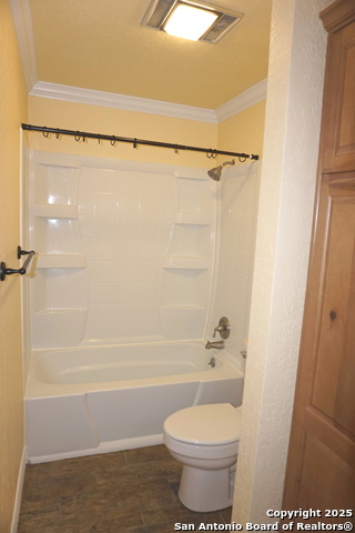 Image 22 of 33 For 7634 Susan Elaine