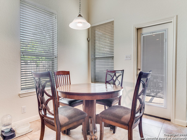 Image 11 of 25 For 8702 Elkhorn