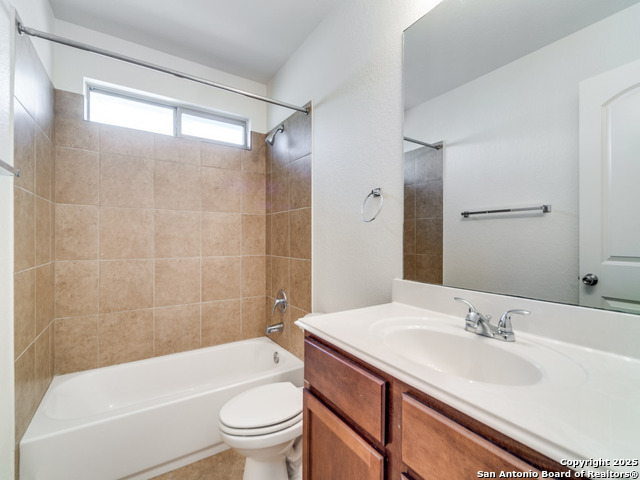 Image 19 of 25 For 8702 Elkhorn