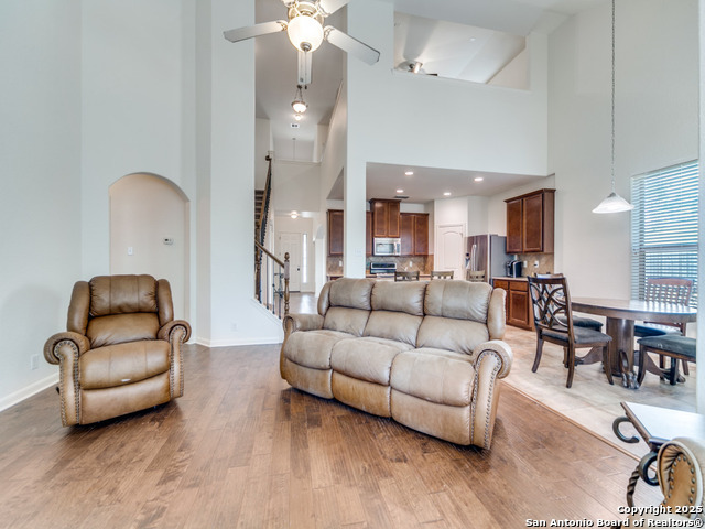 Image 5 of 25 For 8702 Elkhorn