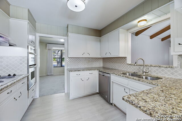 Listing photo id 8 for 3006 Renker  