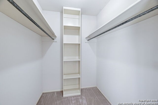 Listing photo id 16 for 3006 Renker  