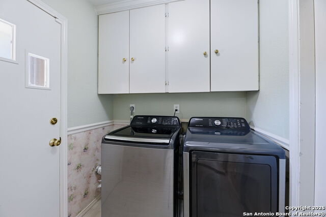 Listing photo id 23 for 3006 Renker  