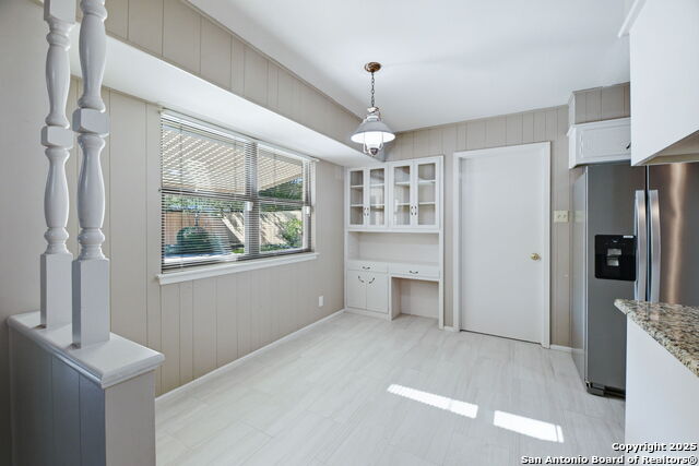 Listing photo id 5 for 3006 Renker  