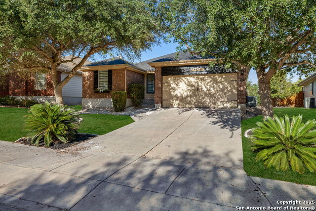 Image 2 of 29 For 3940 Whisper Field