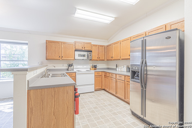 Image 13 of 46 For 1140 Lion Way