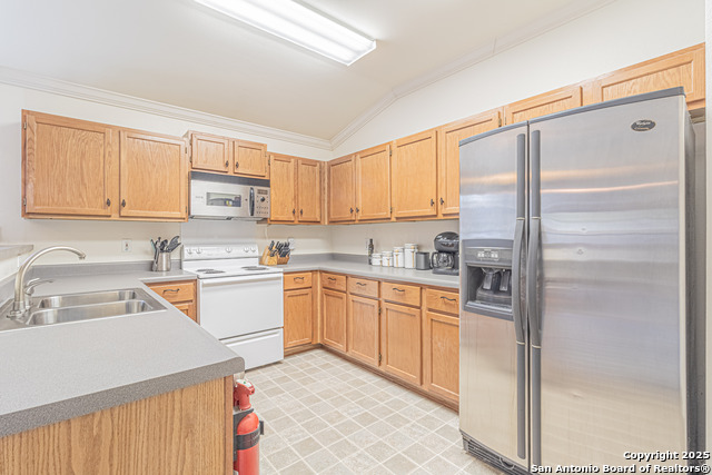 Image 15 of 46 For 1140 Lion Way