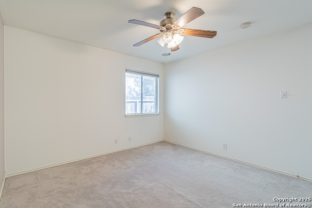 Image 34 of 46 For 1140 Lion Way