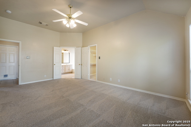 Listing photo id 13 for 9111 Dapple Gray Ct