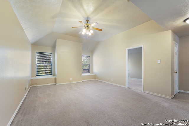 Listing photo id 15 for 9111 Dapple Gray Ct