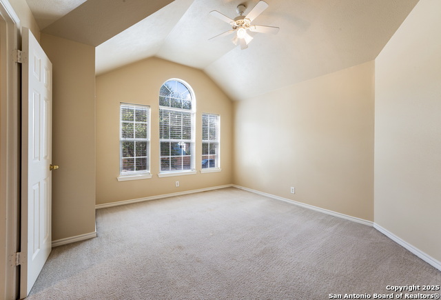 Listing photo id 18 for 9111 Dapple Gray Ct
