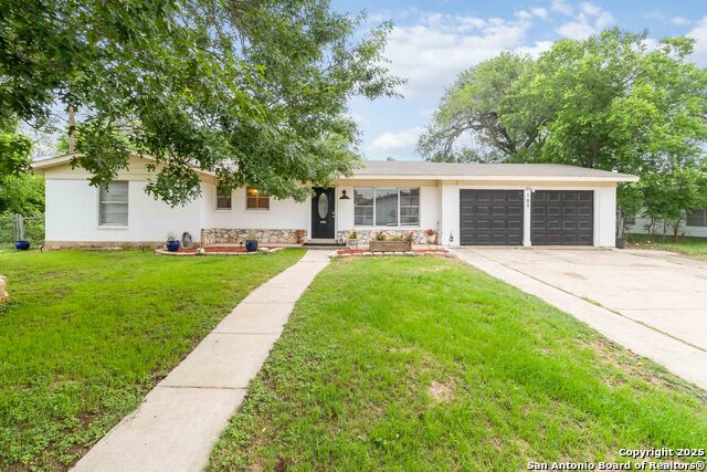 Details for 189 National, Universal City, TX 78148