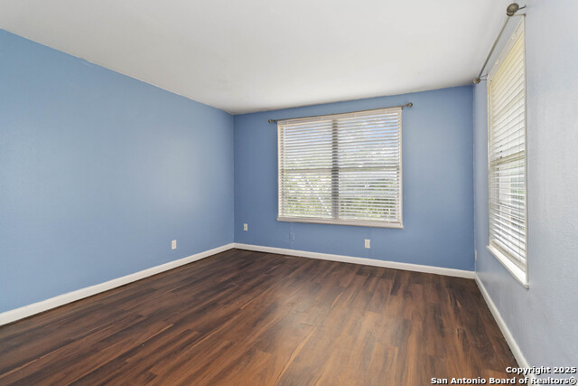 Image 22 of 38 For 189 National