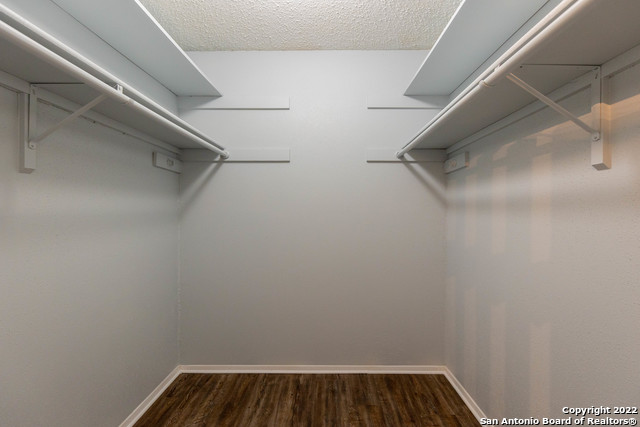 Image 18 of 32 For 4902 Brookhead Ln