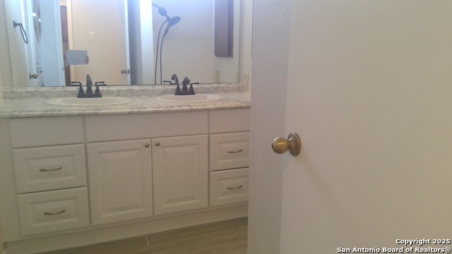 Image 13 of 13 For 7738 Chambers  608