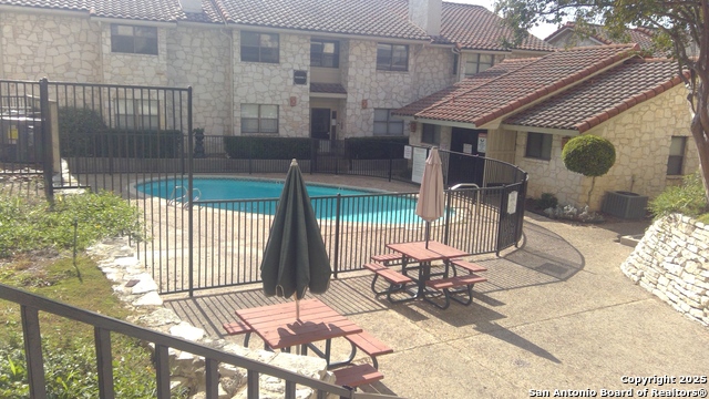 Image 8 of 13 For 7738 Chambers  608