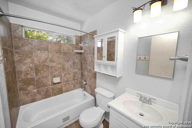 Image 11 of 19 For 8226 Grand Bnd