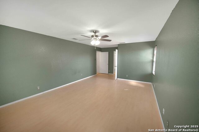 Image 13 of 19 For 8226 Grand Bnd