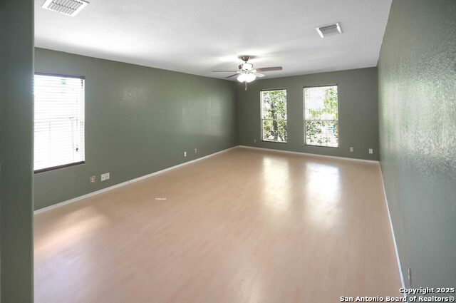 Image 14 of 19 For 8226 Grand Bnd