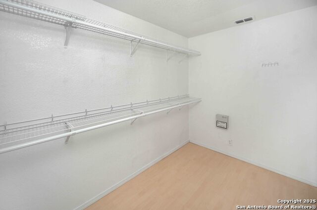 Image 15 of 19 For 8226 Grand Bnd