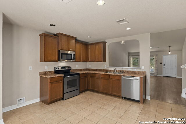 Listing photo id 10 for 12015 Agnew Ridge