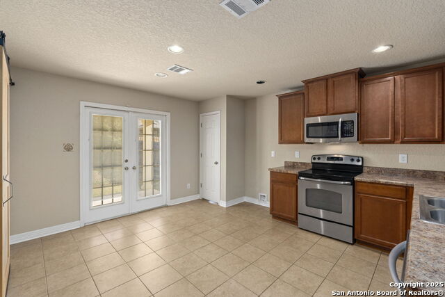 Listing photo id 11 for 12015 Agnew Ridge