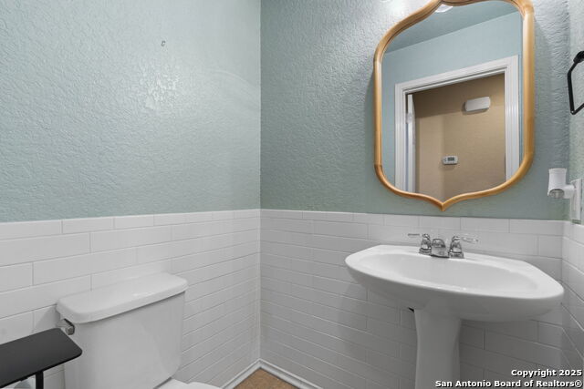 Listing photo id 26 for 12015 Agnew Ridge