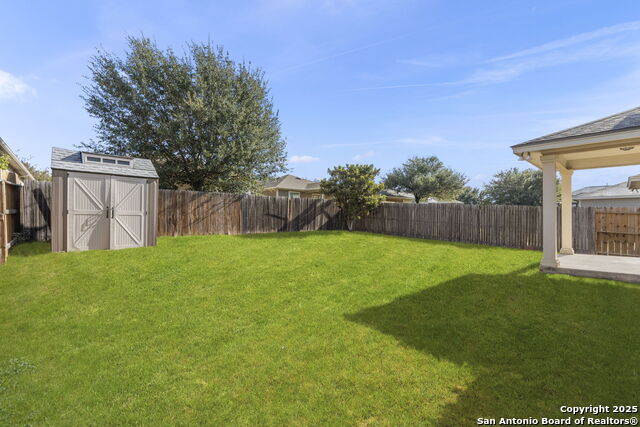 Listing photo id 30 for 12015 Agnew Ridge